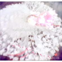 Elegantes modisches weiches reines weißes Blumenprinzessin-Hochzeits-Kleid mit hochwertigem